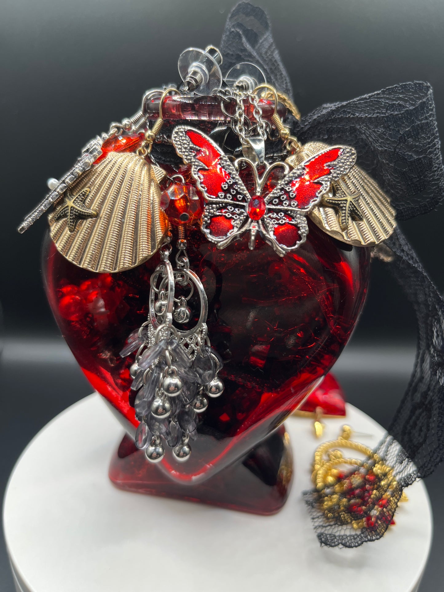 Love Letters from Dawnhollow 💌 Nighttide Altar to Aphrodite 🖤🥀