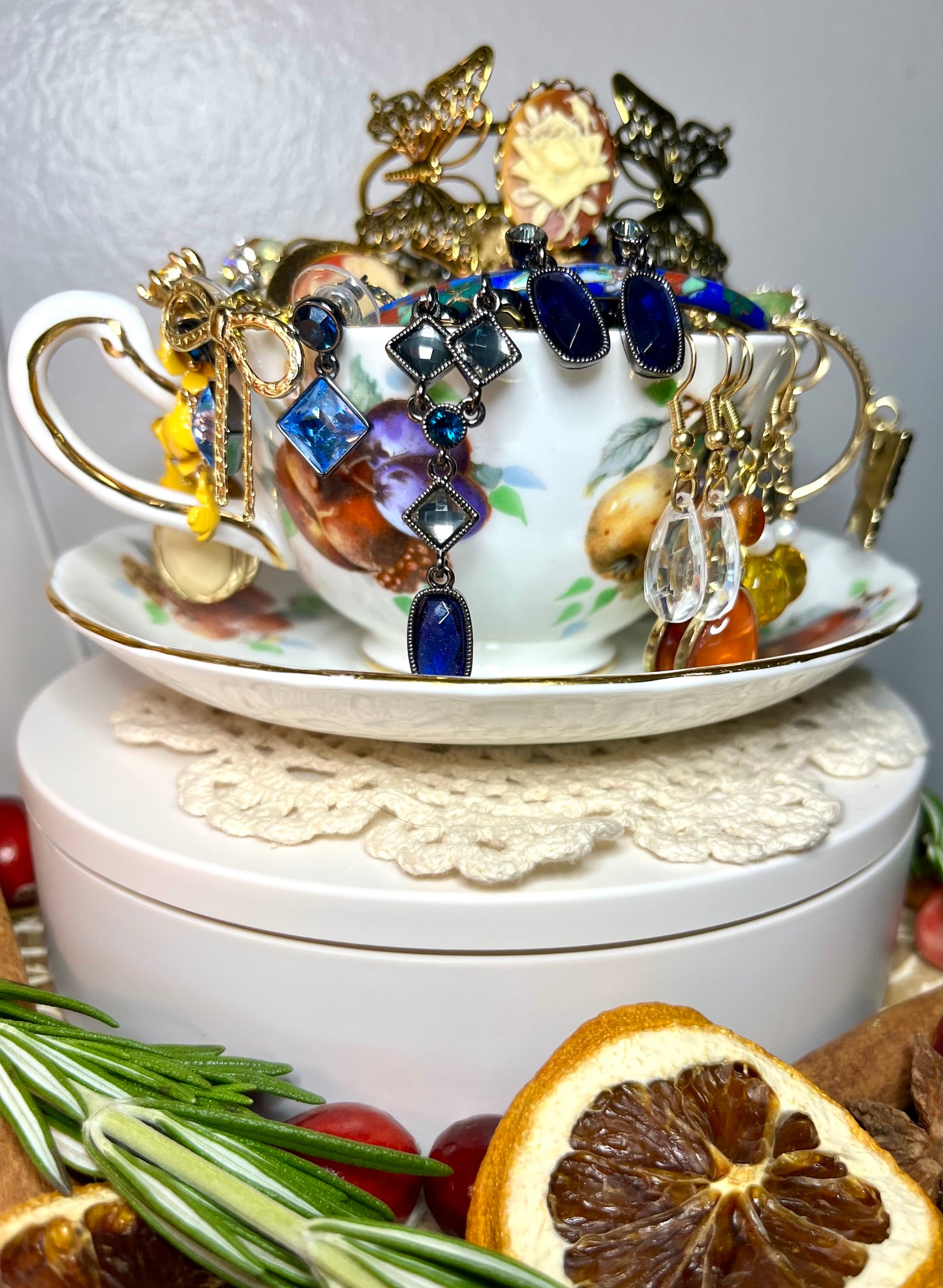 Simmerpot Collection: 🍐🫐 La Petite Haleigh ~ Cornucopia Bloom