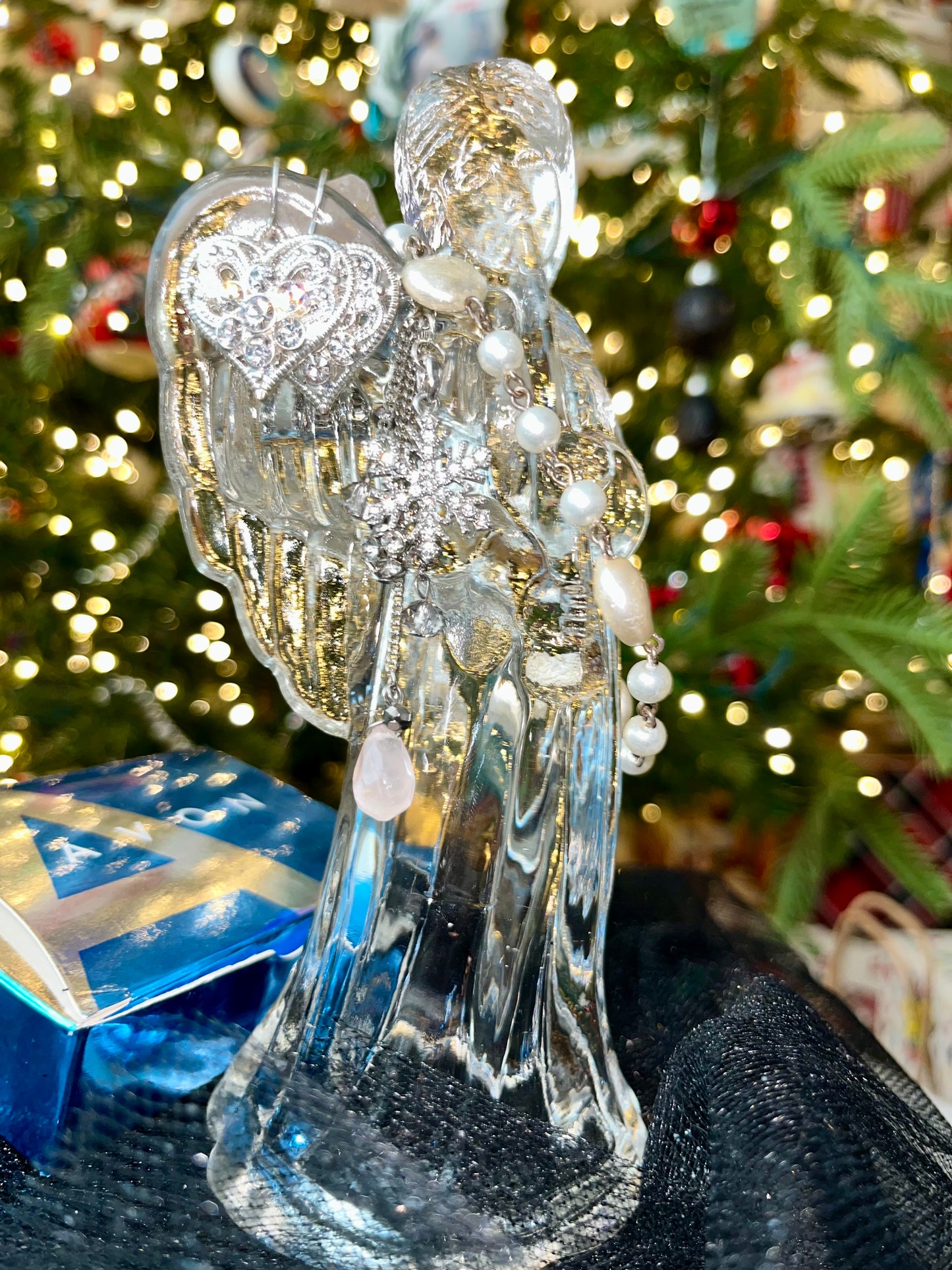 “Hold me, I can’t” - Edward Scissorhands Jewelry Jar ❄️✂️