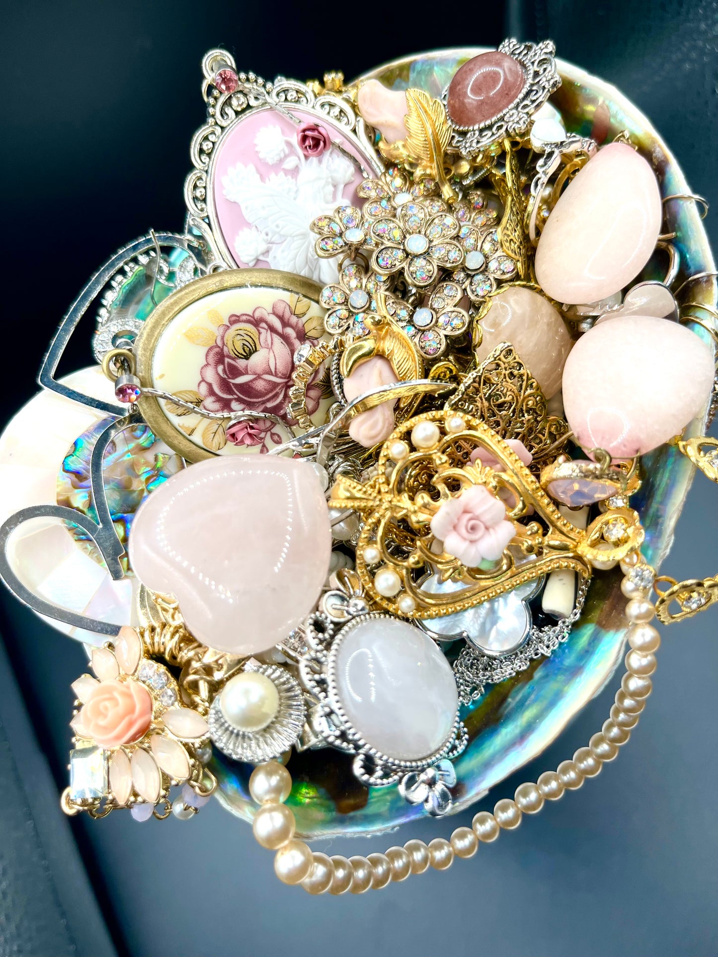 Love Letters from Dawnhollow 💌 Blushwater Altar to Aphrodite 🐚🌸