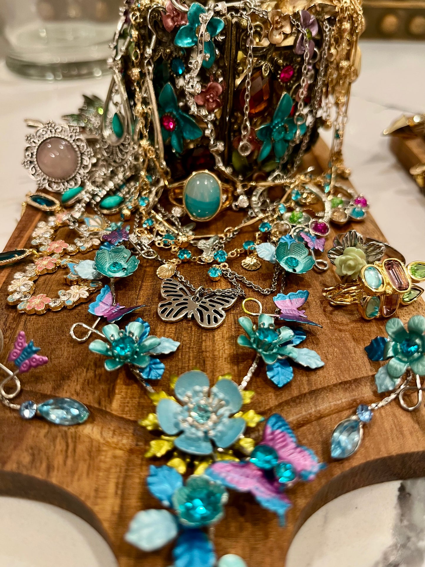 Mini Jewelry Jarcuterie Board: 🦋💜 Frostwing Bouquet