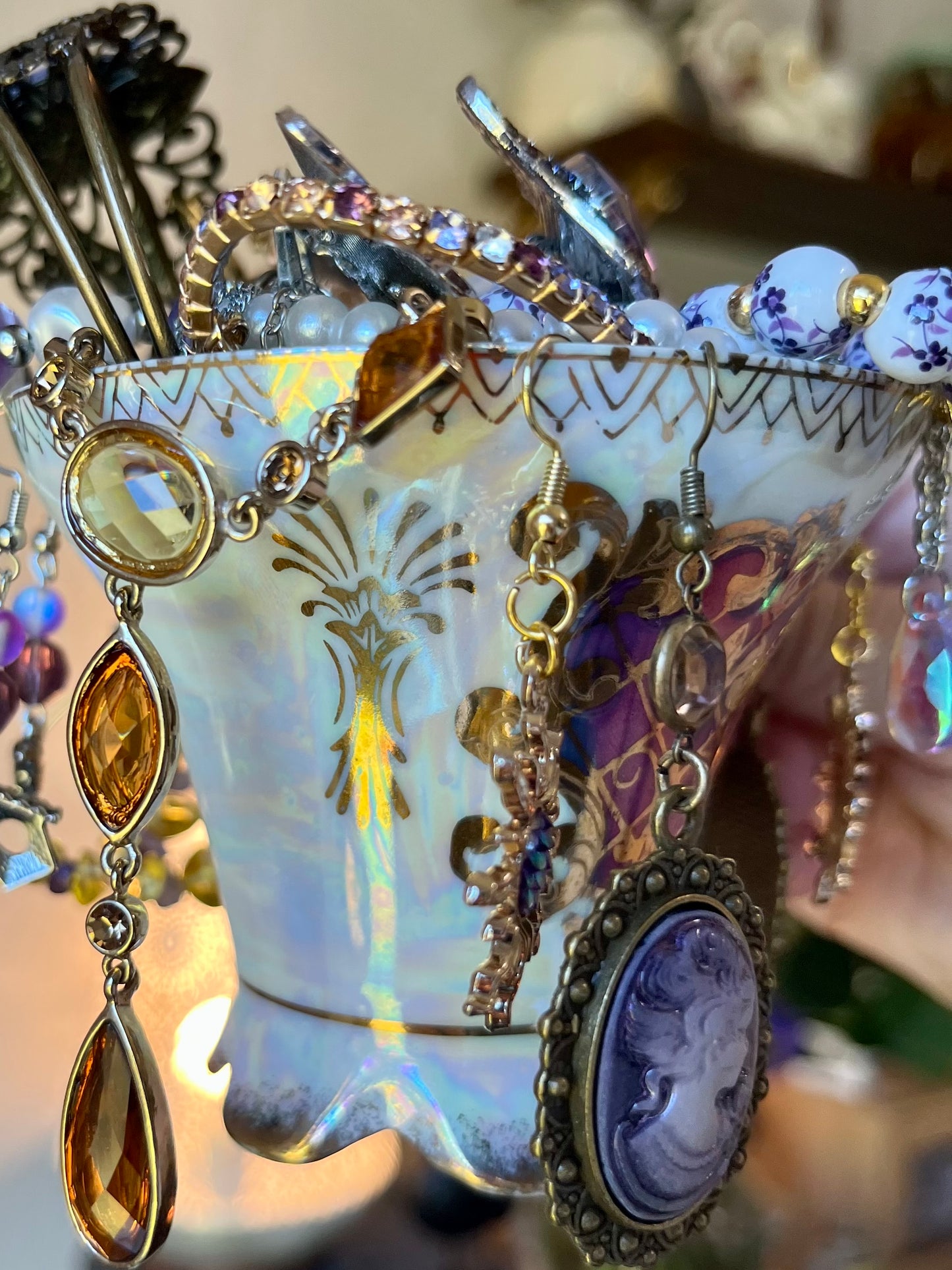 Sunlit Orchid - La Petite Haleigh Teacup ☀️🪻