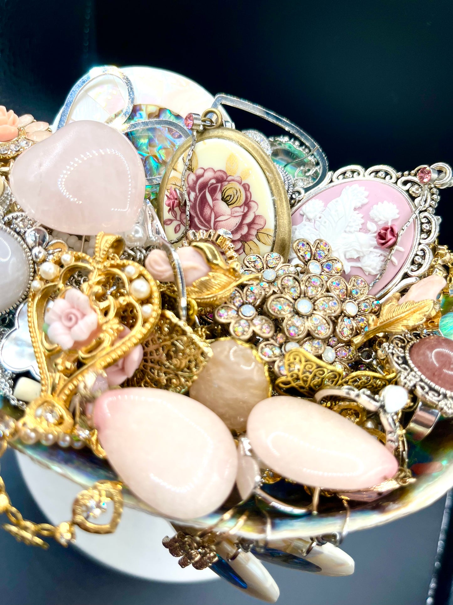 Love Letters from Dawnhollow 💌 Blushwater Altar to Aphrodite 🐚🌸
