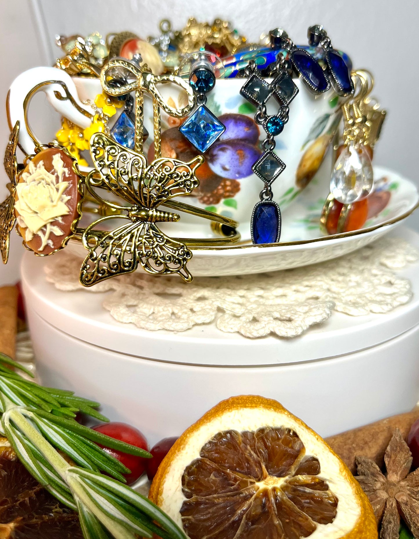 Simmerpot Collection: 🍐🫐 La Petite Haleigh ~ Cornucopia Bloom